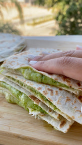 Nahrhafte grüne Quesadillas